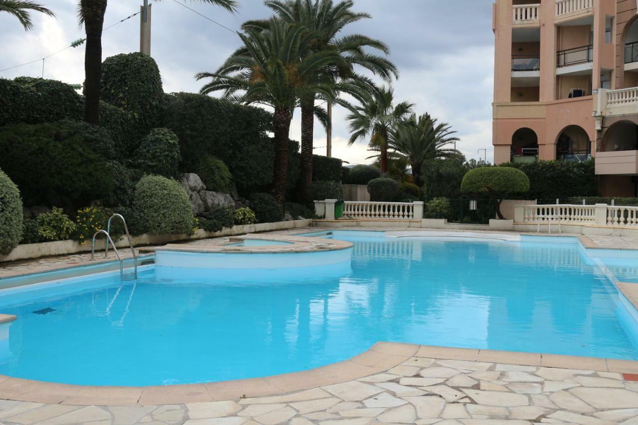 Appartement Palm D'Azur Cannes Bagian luar foto
